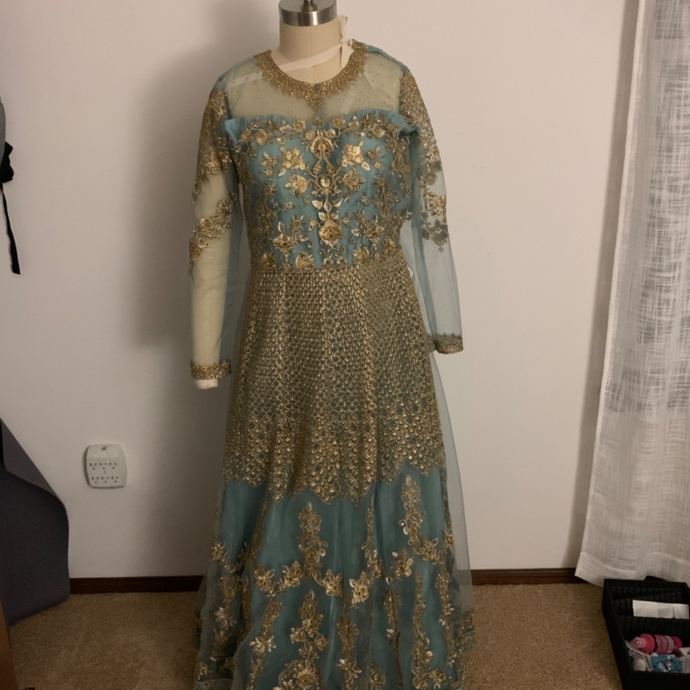 Blue Salwaar Kameez - Picture 3 of 7
